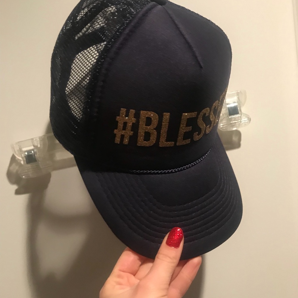 Blessed cap - Picture 3 of 3